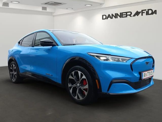 Ford Mustang Mach-E Extended range