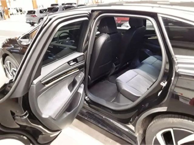 Volkswagen ID.7 IQ.Drive Pro