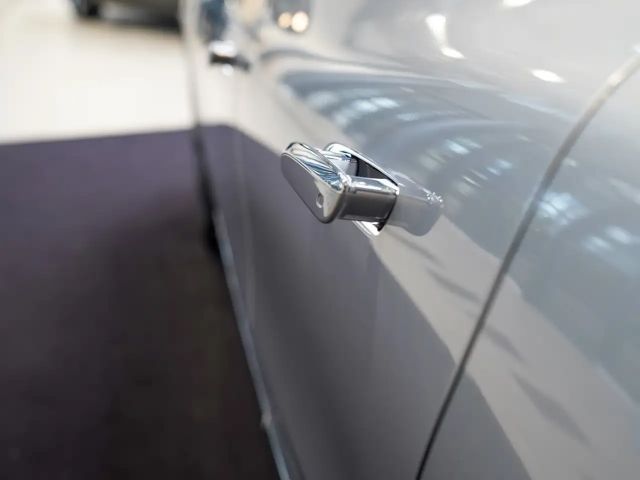 Mercedes-Benz EQE 300 Electric Art Sedan