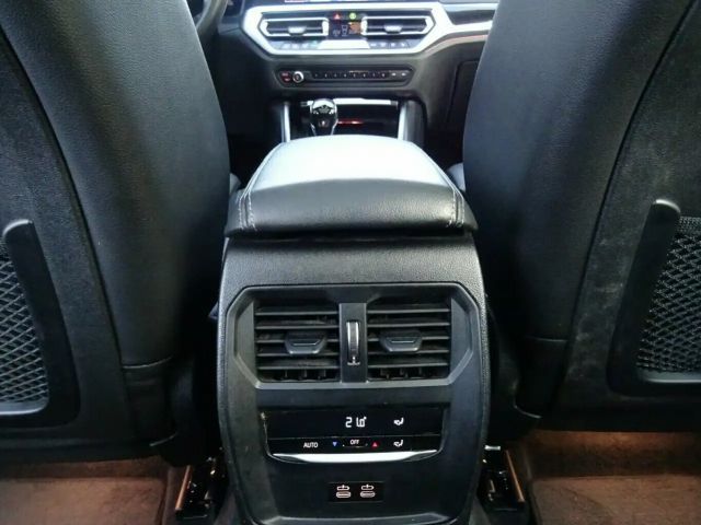 BMW 320 320d Sport Line Touring xDrive