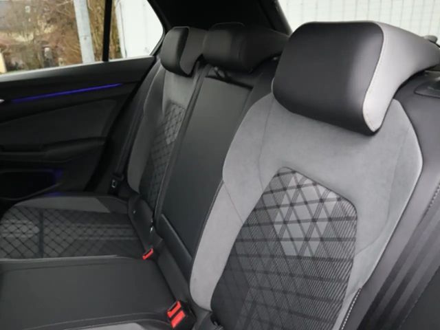 Volkswagen Golf 1.5 TSI Golf VIII R-Line Style