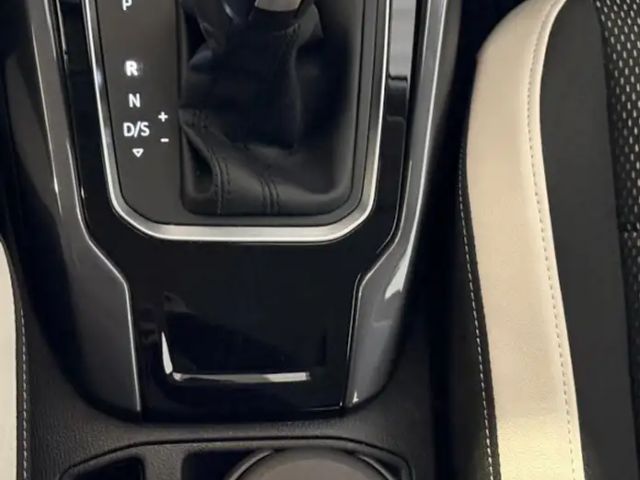 Volkswagen T-Roc 1.5 TSI DSG Sport