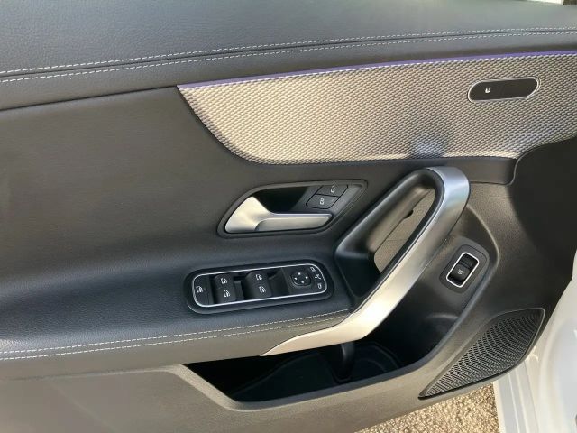 Mercedes-Benz CLA 200 Coupé