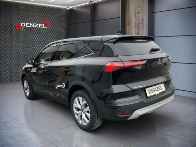 Mitsubishi Grandis Intense