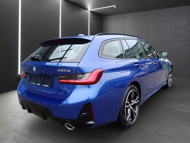 BMW 330 330e M-Sport Touring
