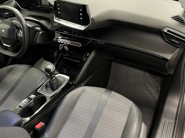 Peugeot 2008 PureTe.130S&SAllure*Winterräder*Rückfahrkamera ...