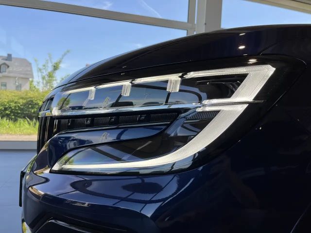 Renault Espace E-Tech Hybrid Iconic