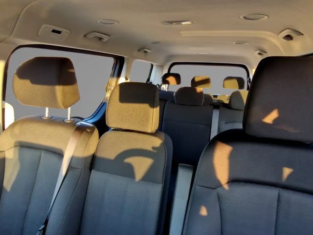 Hyundai Staria Trend