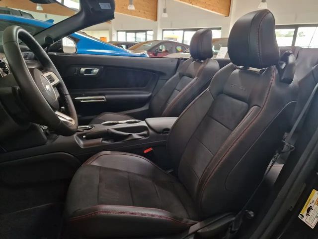 Ford Mustang Convertible GT 5.0 V8