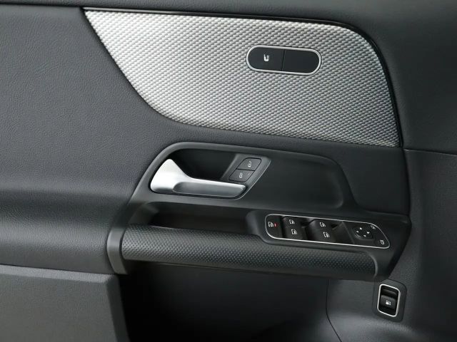 Mercedes-Benz GLA 250 GLA 250 e