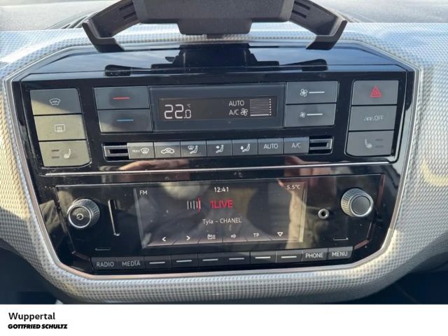 Volkswagen e-up! Plus Style