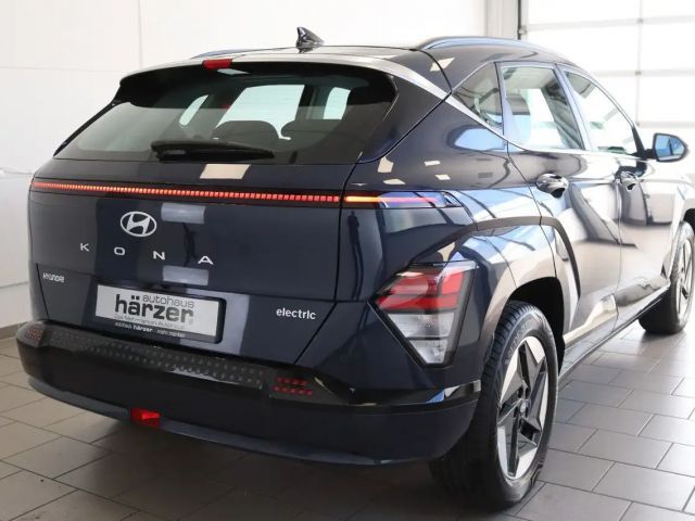 Hyundai Kona 2WD Electric