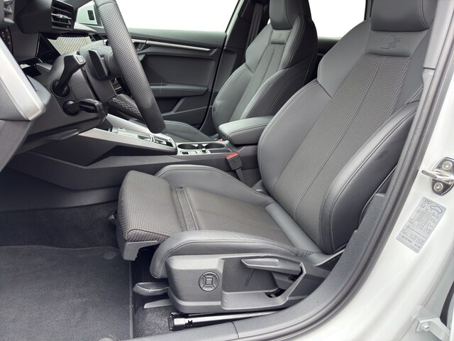 Audi A3 35 TFSI S-Line S-Tronic Sportback