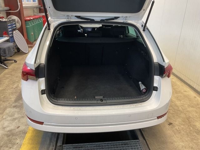 Skoda Octavia 2.0 TDI Combi Style Style