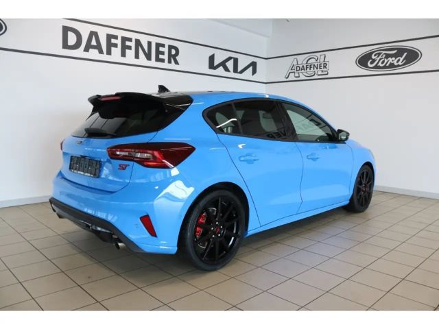 Ford Focus ST Line