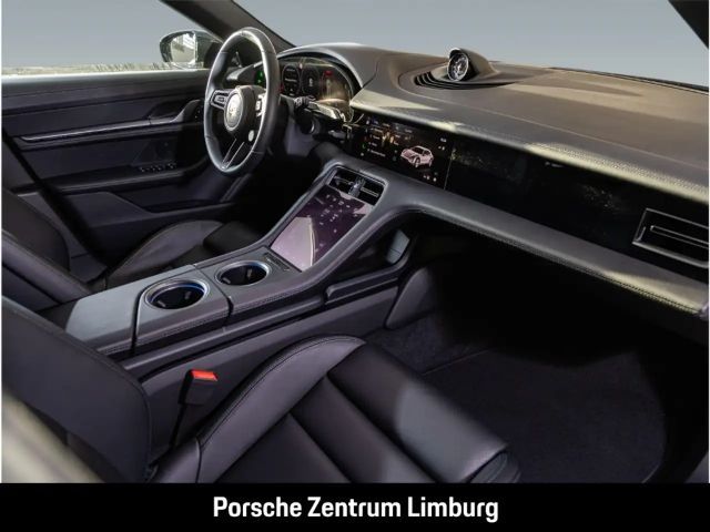 Porsche Taycan 4 Cross Turismo