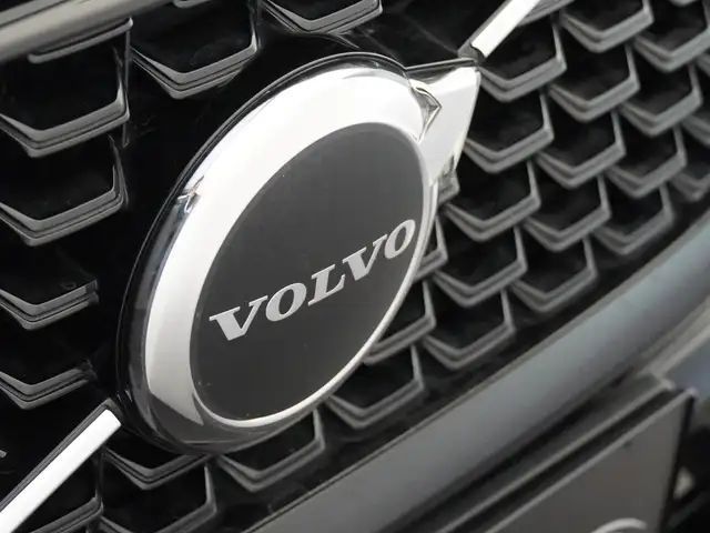 Volvo XC60 AWD Dark Geartronic Plus