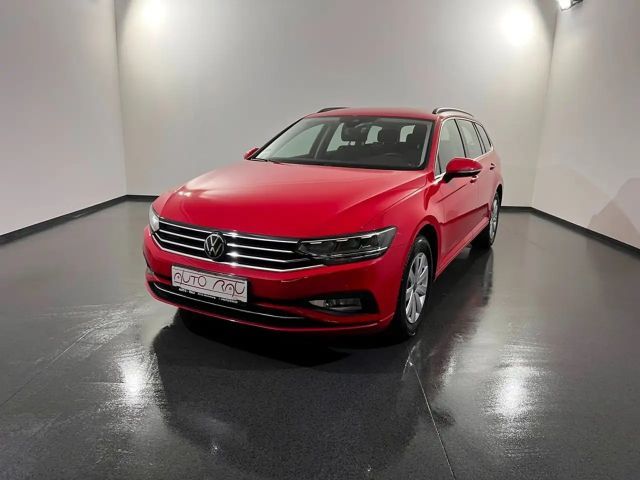 Volkswagen Passat 2.0 TDI Business DSG Variant