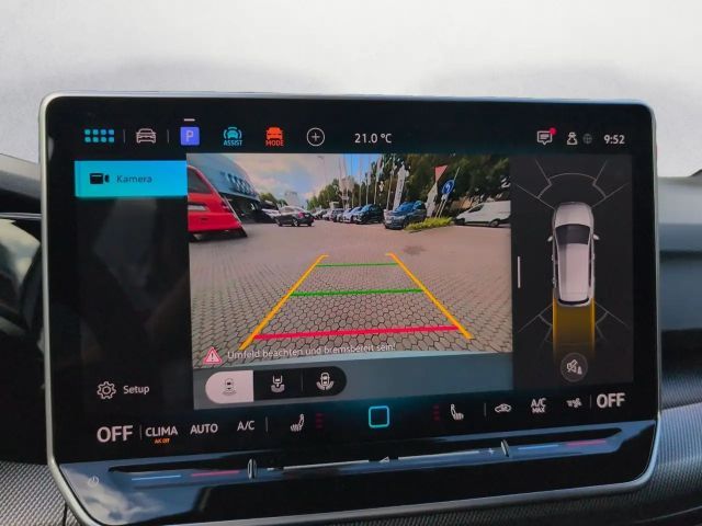 Volkswagen Golf 1.5 eTSI DSG R-Line