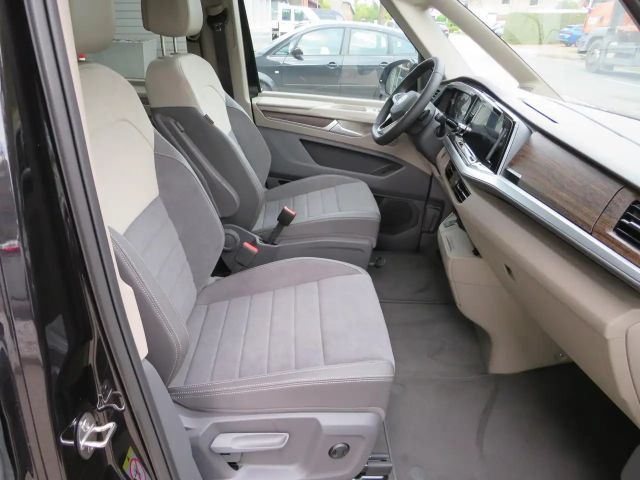 Volkswagen Multivan 2.0 TDI DSG Style T7