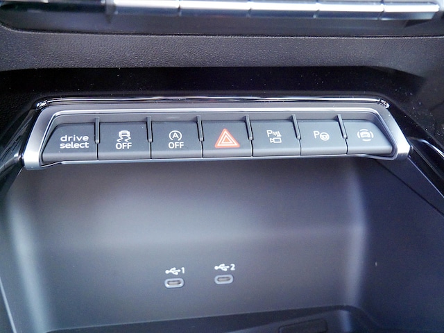 Audi RS3 Quattro S-Tronic Sedan