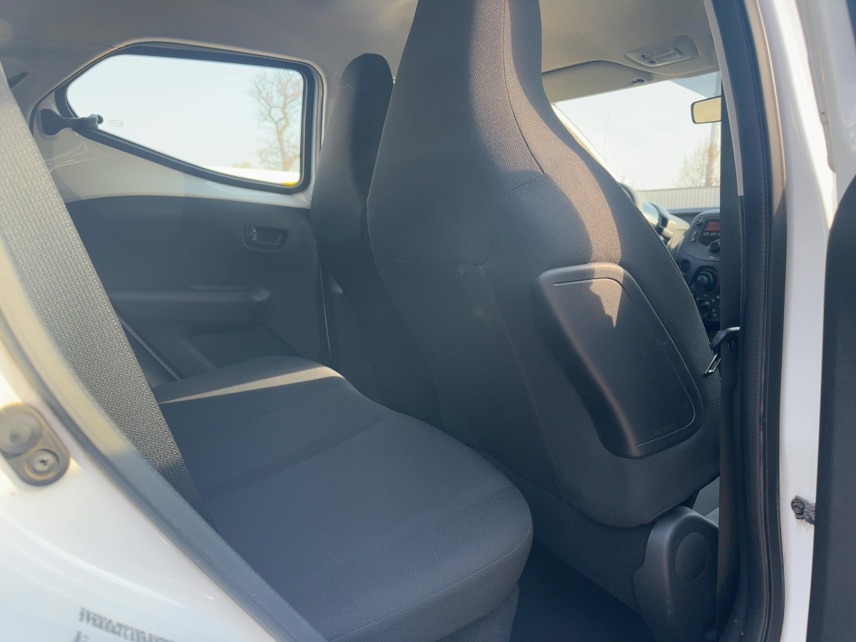 Toyota Aygo 5-deurs Business Plus