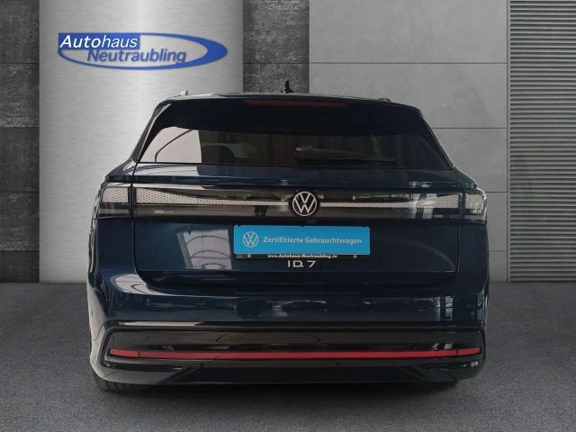 Volkswagen ID.7 IQ.Drive Tourer