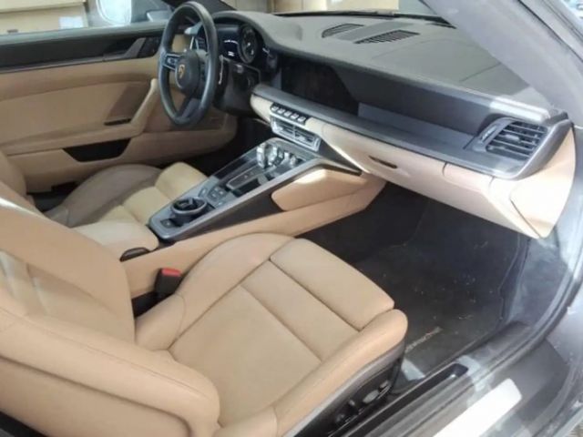 Porsche 992 4 Cabrio Carrera