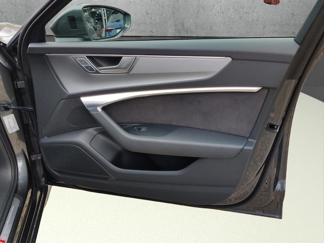 Audi A6 55 TFSI Avant Quattro S-Tronic Sport