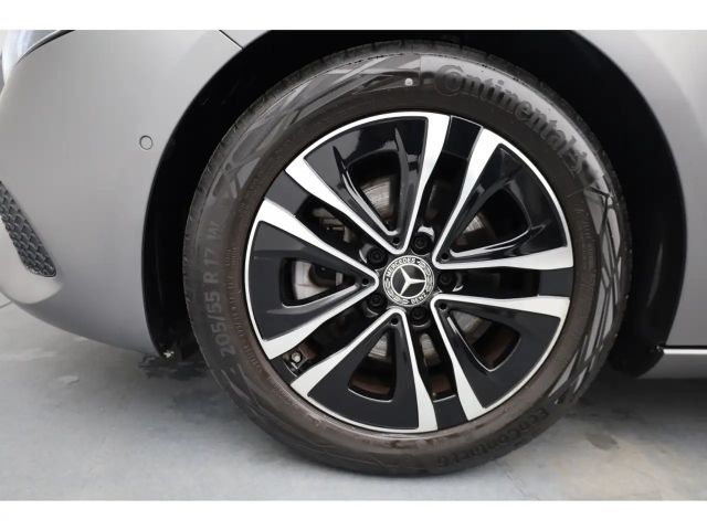 Mercedes-Benz A 200 Progressive