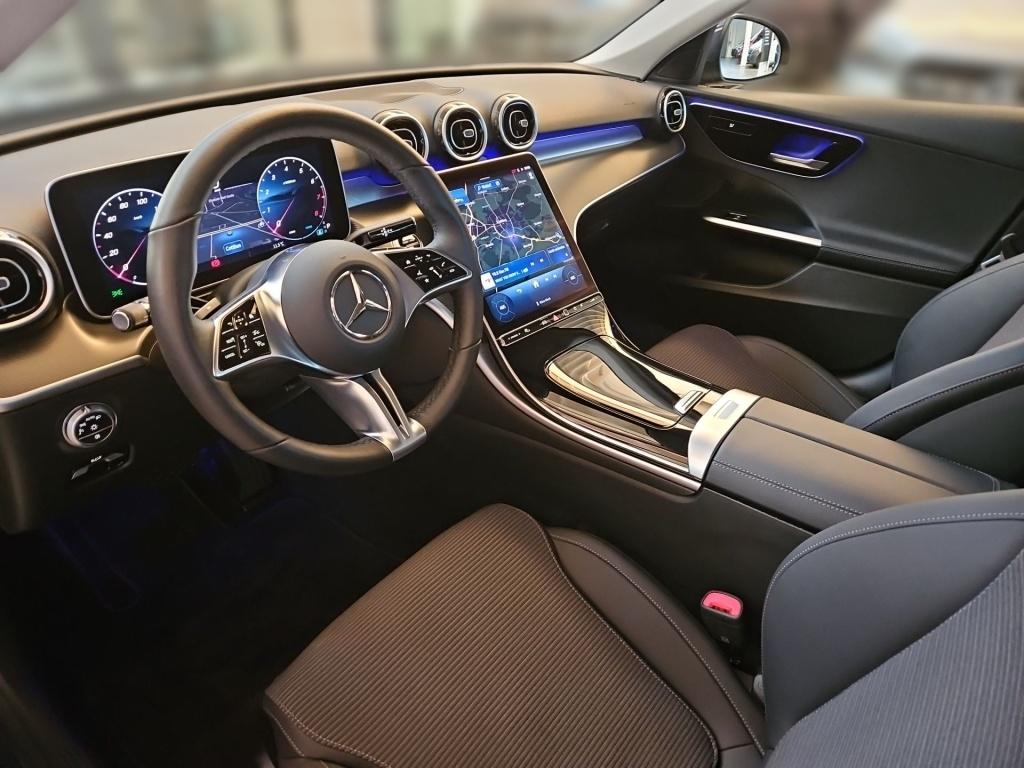 Mercedes-Benz C 200 AVANTGARDE Sedan