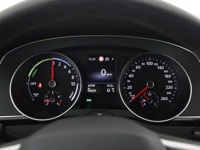 Volkswagen Passat GTE Variant