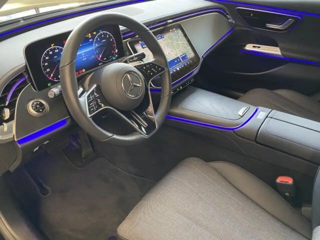 Mercedes-Benz E 200 AVANTGARDE Estate