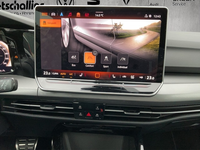 Volkswagen Golf DSG Style