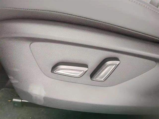 MG MGS5 64 kWh EV Long range Luxury