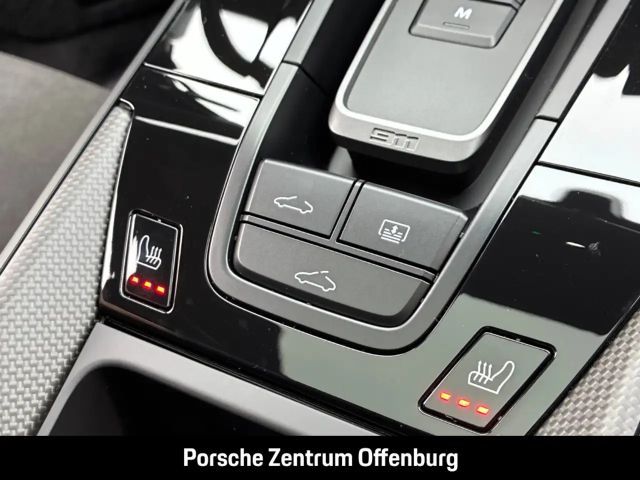 Porsche 992 Carrera Coupé GTS