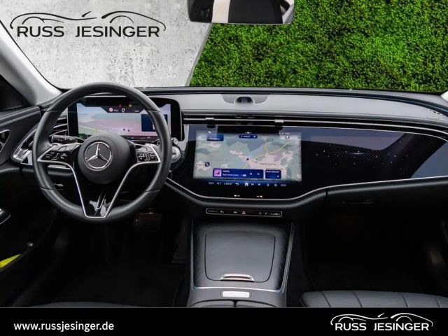 Mercedes-Benz E 200 AVANTGARDE Estate