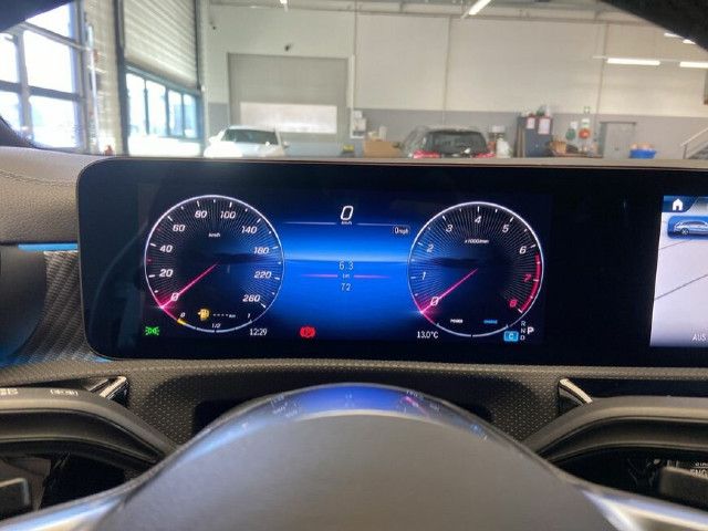 Mercedes-Benz CLA 180 Shooting Brake