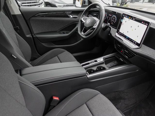 Volkswagen Passat 1.5 eTSI DSG