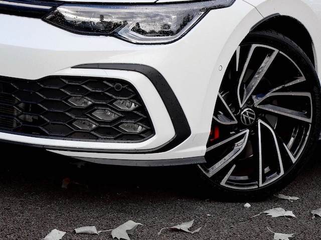 Volkswagen Golf 2.0 TSI DSG Golf VIII IQ.Drive