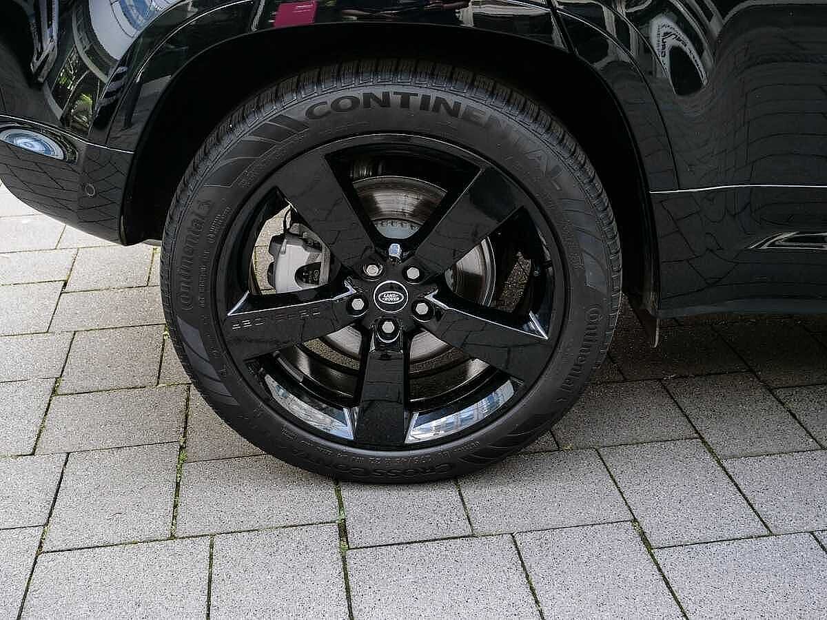 Land Rover Defender 110 Dynamic HSE