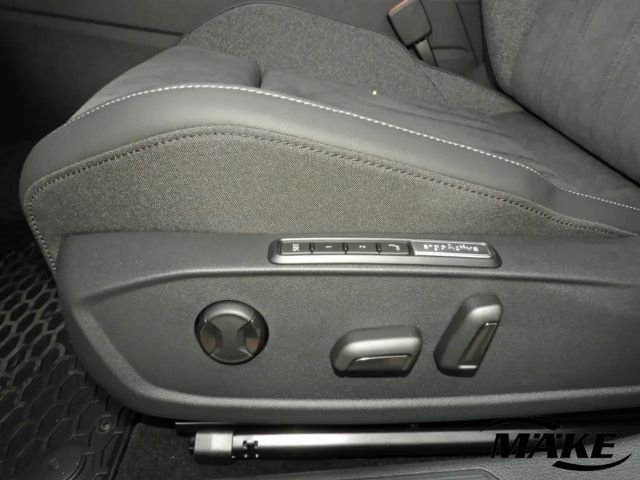 Volkswagen Golf 1.5 eTSI DSG