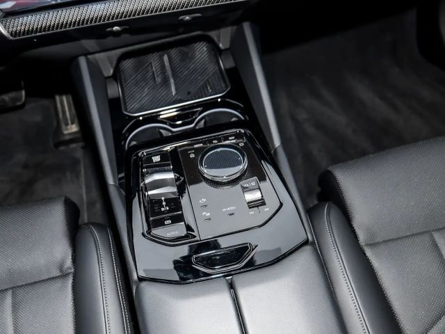 BMW 520 520d M-Sport Sedan