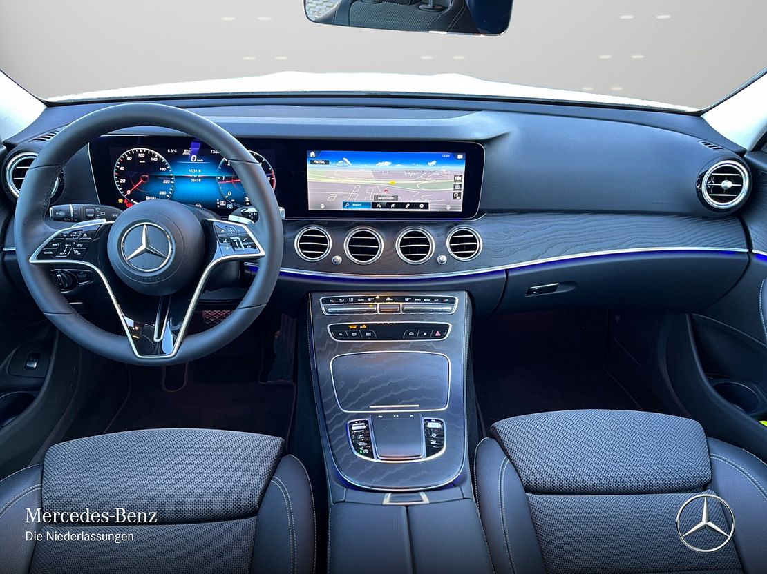 Mercedes-Benz E 200 AVANTGARDE E 200 d Estate