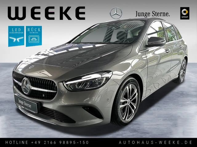 Mercedes-Benz B 180 Progressive Sedan