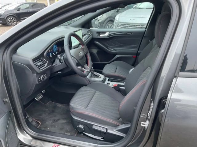 Ford Focus ST Line Wagon