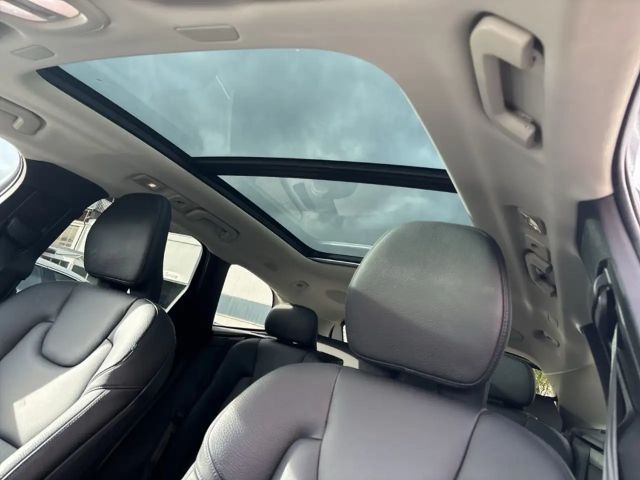 Volvo XC60 AWD Inscription Recharge