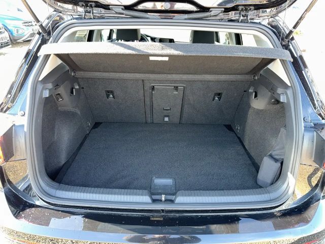 Volkswagen Golf Active TSI CarPlay/Black/AHK/Virt/ACC/LED