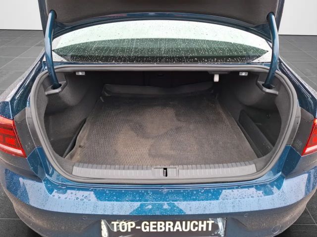 Volkswagen Passat 1.5 TSI Business
