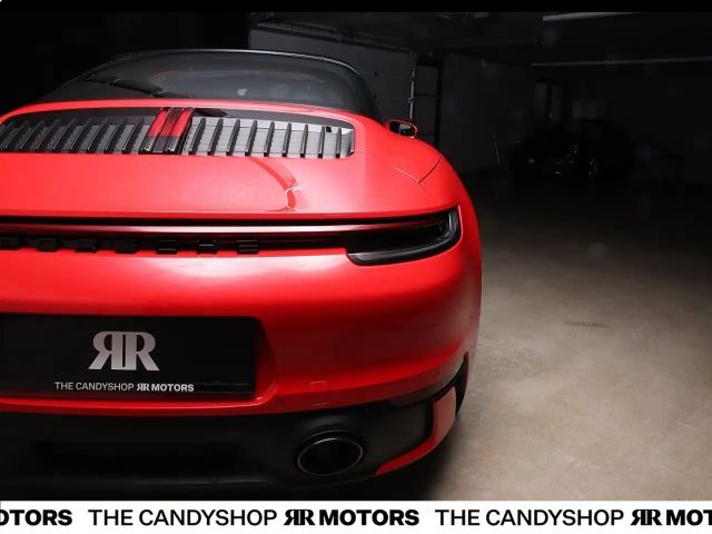 Porsche 911 4 Cabrio Targa